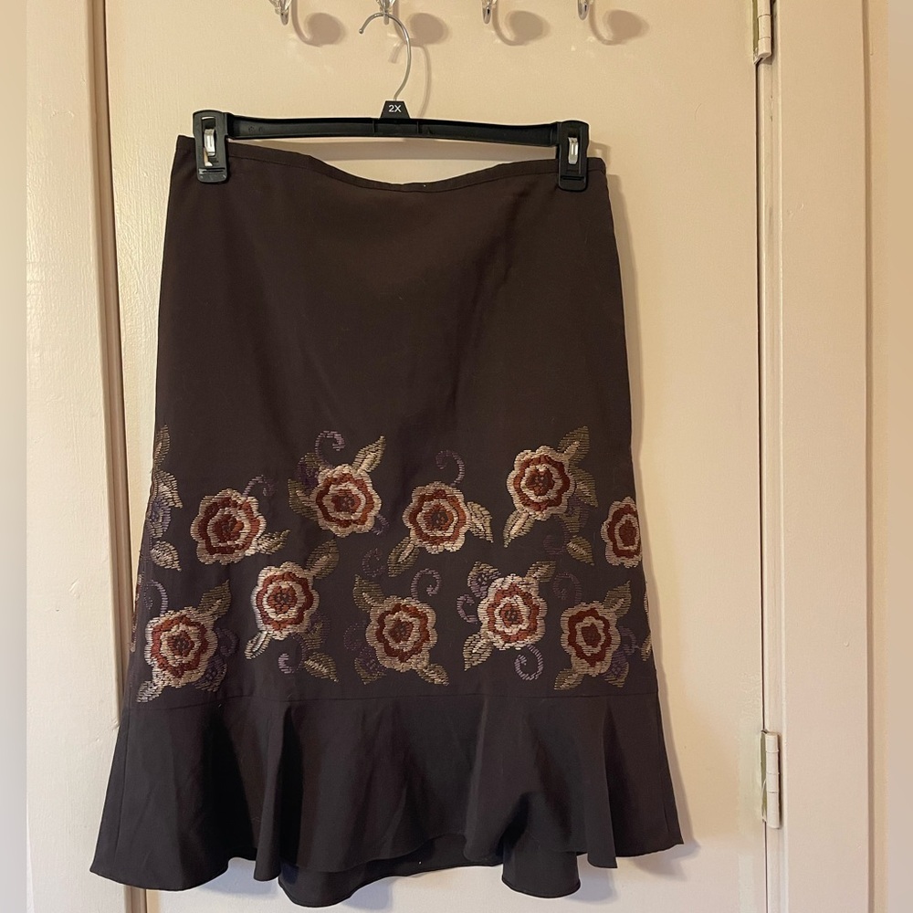 Floral Embroidered Brown Skirt by Loft Sz 8